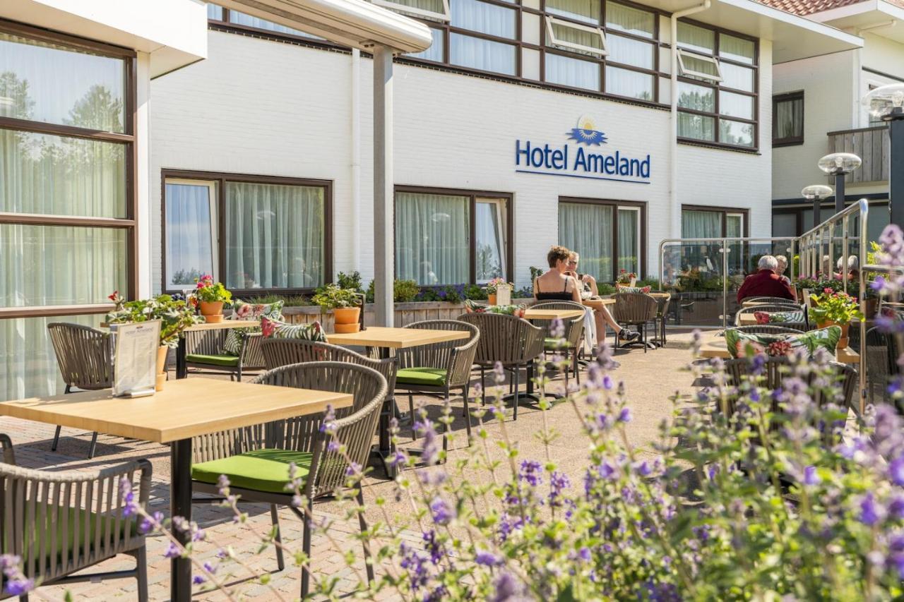 Hotel Ameland Nes  Exteriör bild