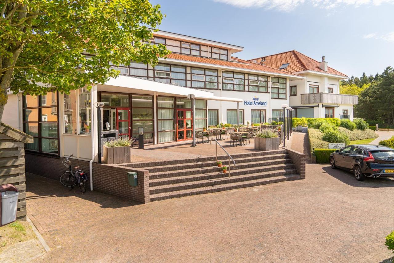 Hotel Ameland Nes  Exteriör bild