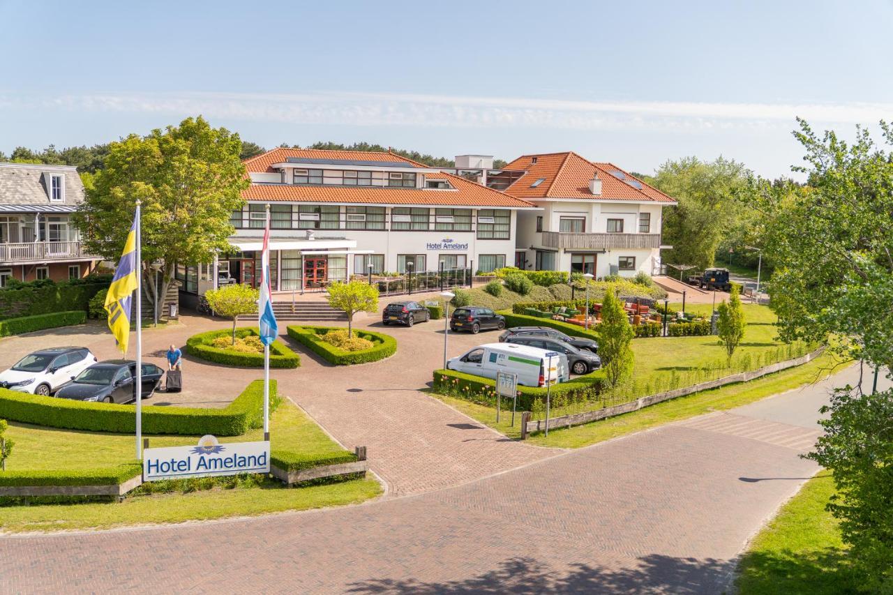 Hotel Ameland Nes  Exteriör bild