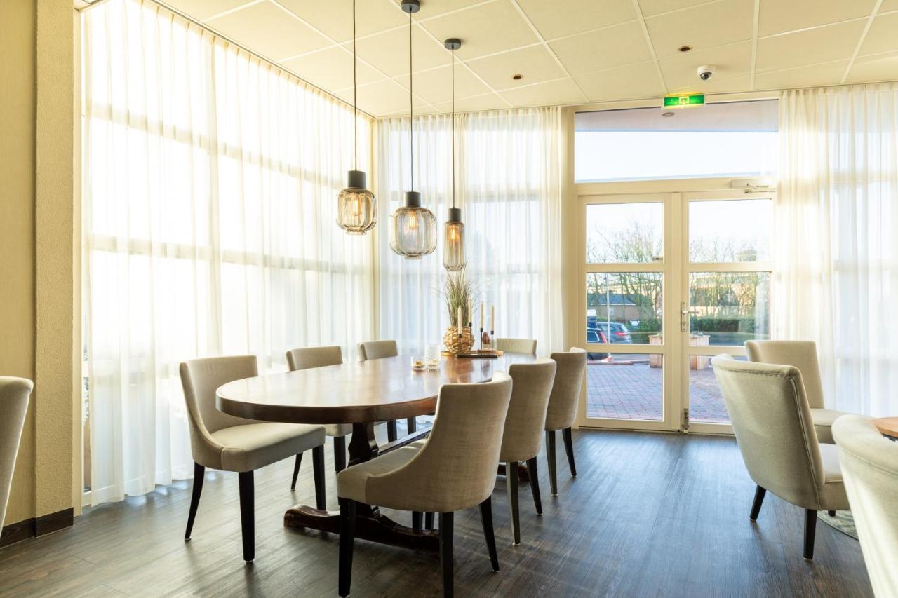 Hotel Ameland Nes  Exteriör bild